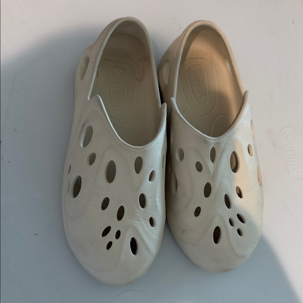 Zara Off-White Perforated Slip-On Flats